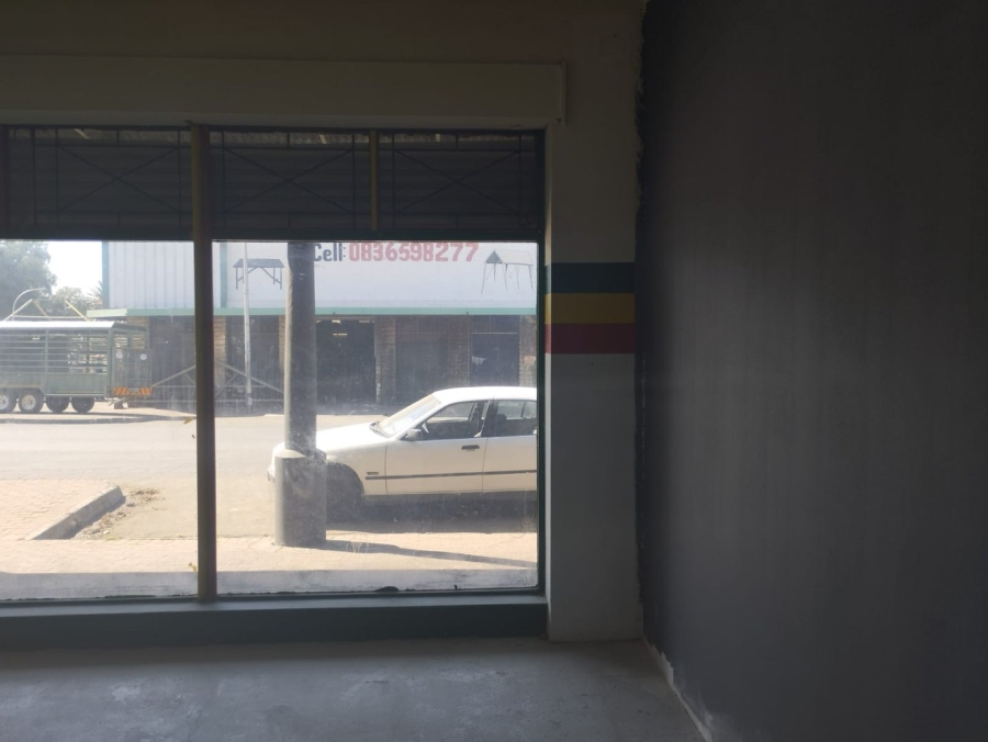 To Let Commercial Property for Rent in Navalsig Free State